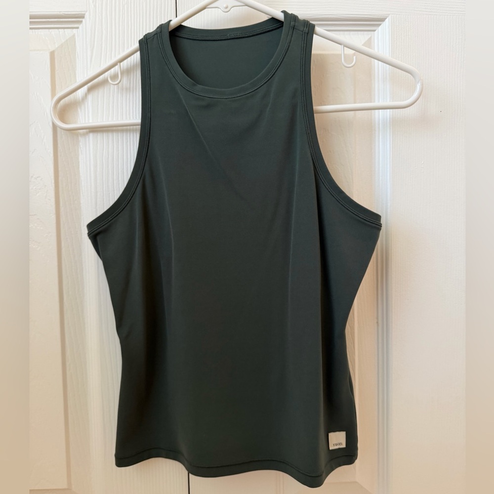 Vuori All The Feels Crew Tank “Aspen” Green Women’s Size XS